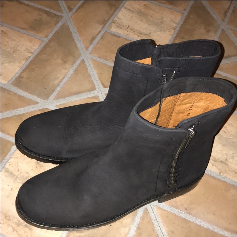 Frye Natalie Double Zip Ankle Boot